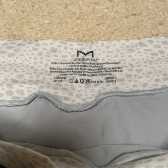 NWT Maidenform Smooth Hipster Panties - Picture 4 of 6